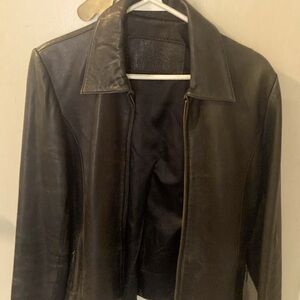 Hugo Boss black leather jacket. In fabulous shape.
